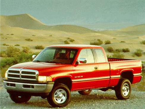 Used 1996 Dodge Ram 1500 Truck 2WD Club Cab image 1