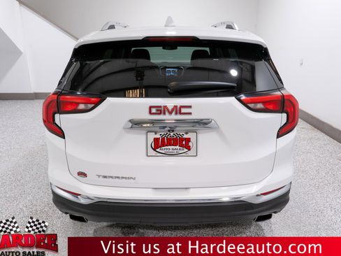 Used 2019 GMC Terrain SLT w/ Preferred Package image 4