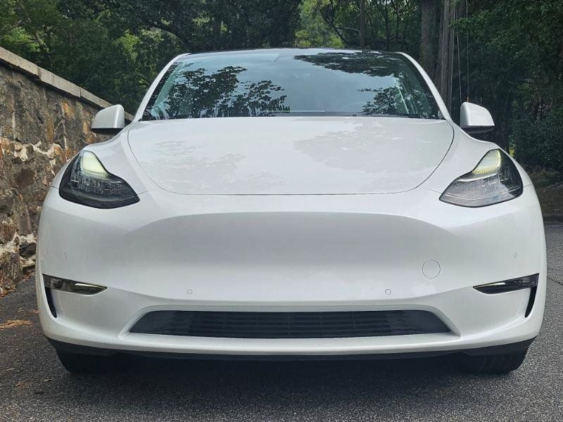 Used 2021 Tesla Model Y Long Range AWD/4WD image 6