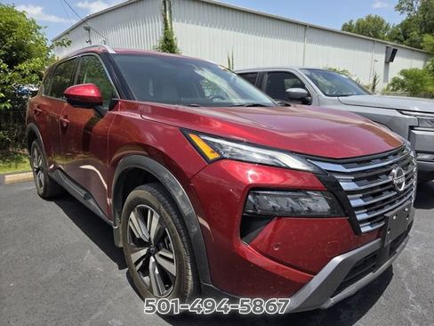 Used 2024 Nissan Rogue SL w/ SL Premium Package FWD image 6