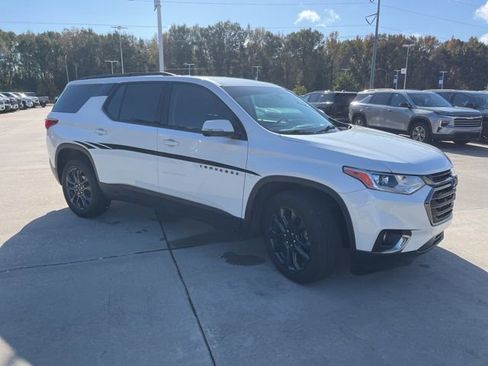 Used 2020 Chevrolet Traverse RS w/ LPO, Floor Liner Package image 10