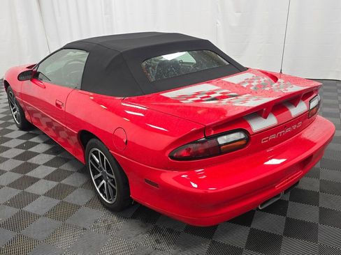 Used 2002 Chevrolet Camaro Z28 w/ SS Performance/Appearance Pkg image 13