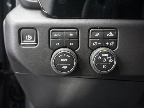 New 2026 Chevrolet Silverado 1500 RST w/ Z71 Off-Road Package AWD/4WD image 10