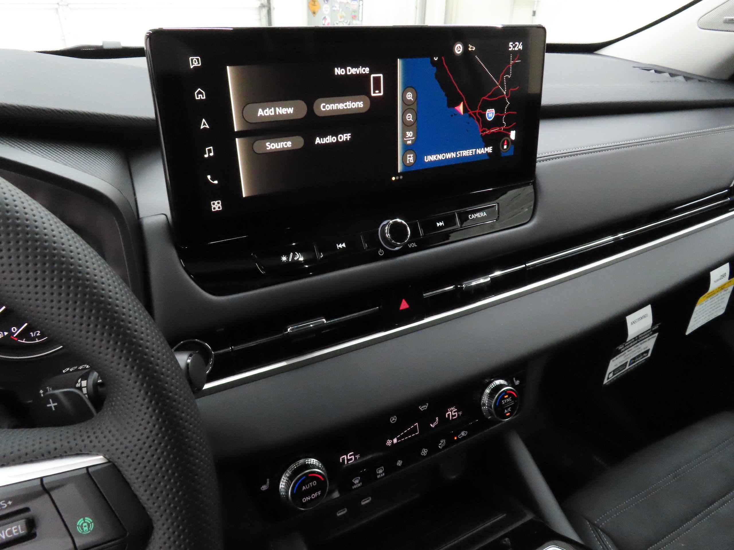 New 2026 Mitsubishi Outlander AWD image 17