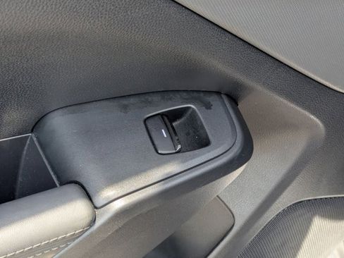 Used 2024 Subaru Crosstrek 2.0i Premium image 25