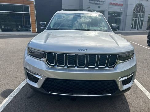 Used 2023 Jeep Grand Cherokee 4WD 4xe w/ Luxury Tech Group II image 3