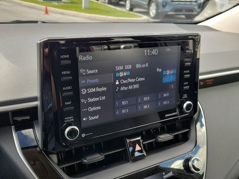 Used 2022 Toyota Corolla LE image 17