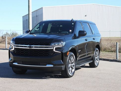 Used 2023 Chevrolet Tahoe LS image 2