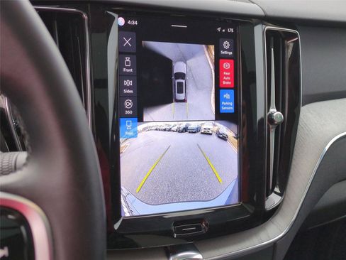 Certified 2025 Volvo XC60 B5 Plus image 12