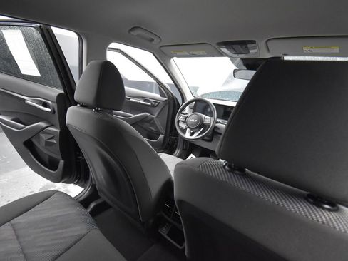 Used 2024 Kia Seltos LX image 20