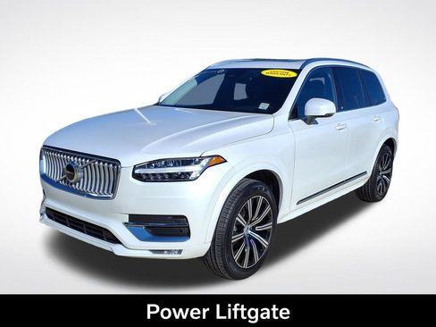 Used 2025 Volvo XC90 B5 Core w/ Protection Package AWD/4WD image 3