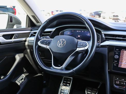 Used 2021 Volkswagen Arteon SE FWD image 16