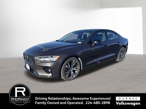 Used 2024 Volvo S60 B5 Core image 1