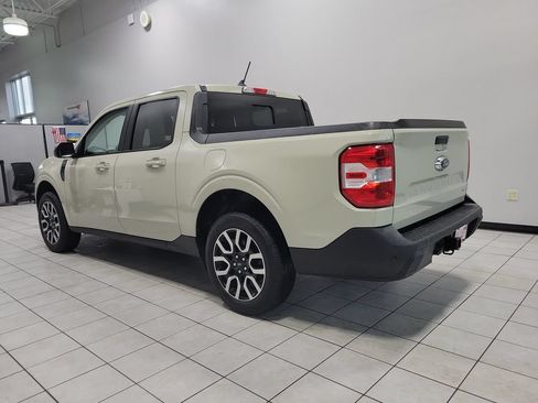 Used 2024 Ford Maverick Lariat AWD/4WD image 10
