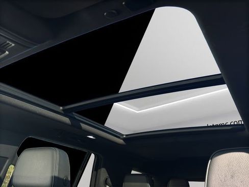 Used 2023 GMC Yukon Denali image 28