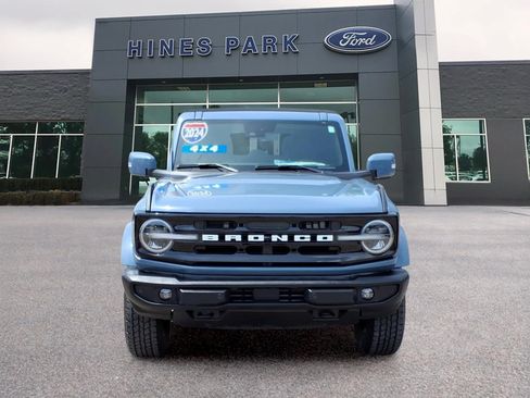 Certified 2024 Ford Bronco Outer Banks AWD/4WD image 2