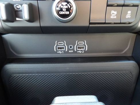 New 2026 RAM 1500 Express AWD/4WD image 21