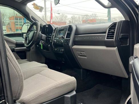 Used 2018 Ford F350 XLT image 21