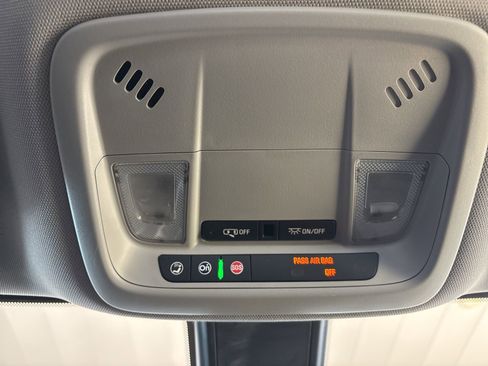 Used 2019 Chevrolet Malibu LS image 18