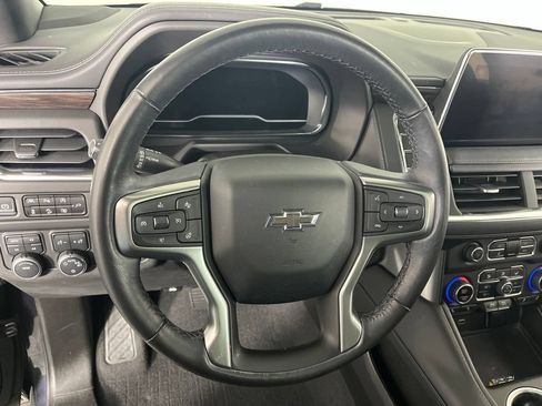 Certified 2022 Chevrolet Tahoe Z71 w/ Luxury Package AWD/4WD image 34