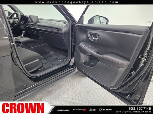 Used 2025 Honda HR-V Sport image 10