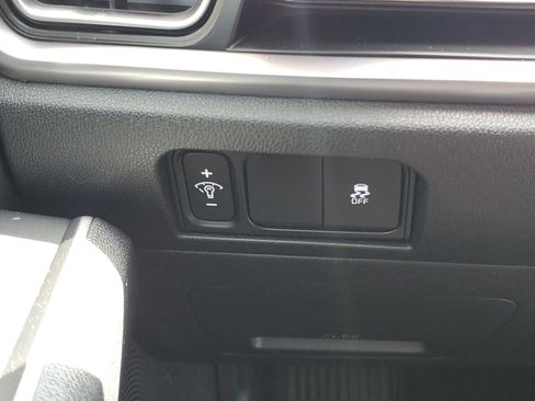 New 2026 Kia Sorento S w/ S Panoramic Sunroof Package FWD image 32