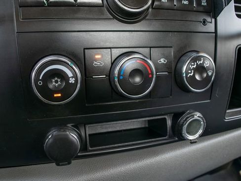 Used 2008 Chevrolet Silverado 3500 W/T image 22