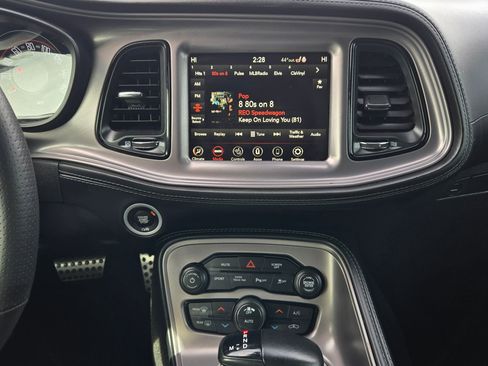 Used 2023 Dodge Challenger GT w/ Plus Package image 9