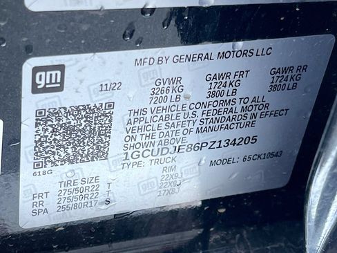 Used 2023 Chevrolet Silverado 1500 High Country AWD/4WD image 33