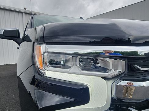 New 2026 Chevrolet Silverado 1500 LT w/ Z71 Off-Road Package AWD/4WD image 12