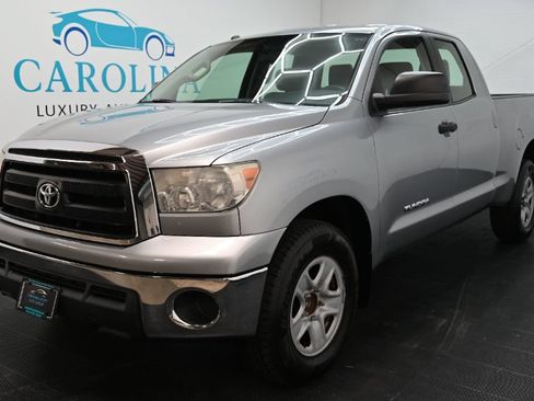 Used 2013 Toyota Tundra 2WD Double Cab w/ Tow Pkg image 6