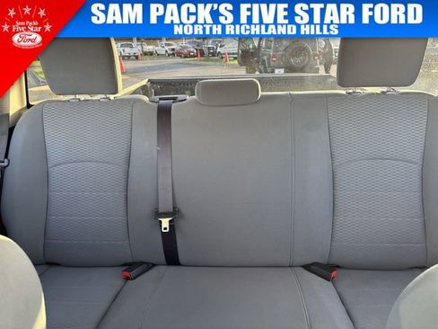 Used 2017 RAM 1500 Express image 15