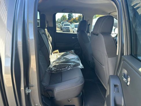 New 2026 Nissan Frontier SV w/ SV Convenience Package AWD/4WD image 26