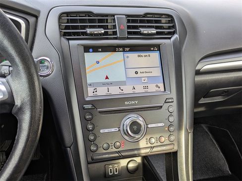 Used 2019 Ford Fusion Titanium image 24