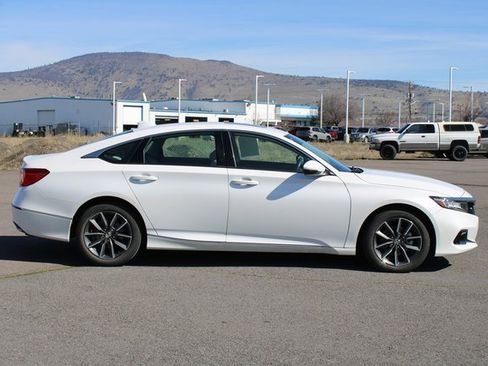 Used 2021 Honda Accord EX-L image 6