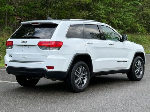 Used 2018 Jeep Grand Cherokee Limited AWD/4WD image 3
