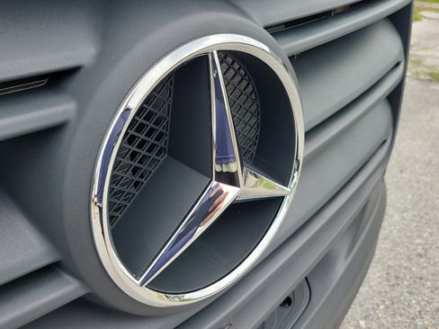 New 2026 Mercedes-Benz Sprinter 2500 image 19