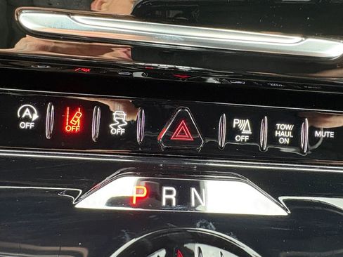 New 2026 Jeep Grand Wagoneer L Limited image 10