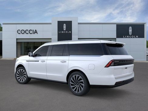 New 2026 Lincoln Navigator L Black Label AWD/4WD image 4
