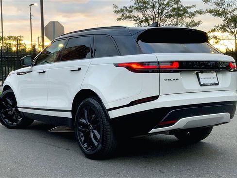 Used 2026 Land Rover Range Rover Velar Dynamic SE image 11