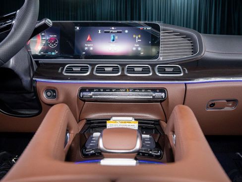 New 2025 Mercedes-Benz GLS 450 4MATIC image 22