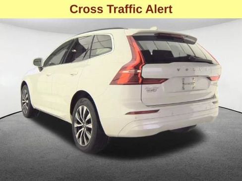 Used 2023 Volvo XC60 B5 Core AWD/4WD image 8