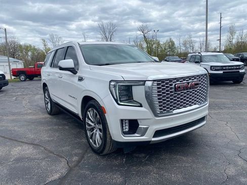 Used 2021 GMC Yukon Denali w/ Denali Ultimate Package AWD/4WD image 13