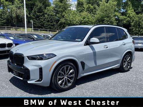 Certified 2026 BMW X5 xDrive50e AWD/4WD image 1