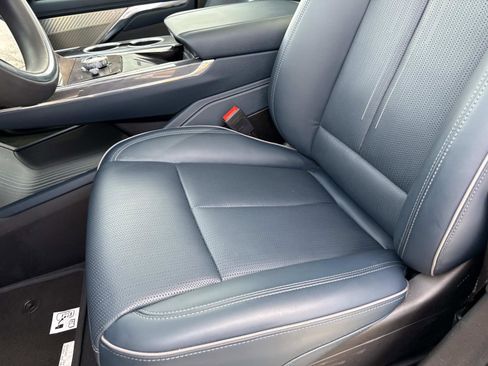 Used 2025 Cadillac Escalade IQ Luxury 2 w/ LPO, Premium Carpet Package image 22