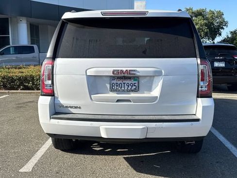 Used 2018 GMC Yukon SLT w/ Premium Edition AWD/4WD image 6