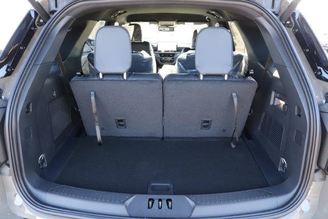 New 2027 Ford Explorer ST-Line w/ Premium Package AWD/4WD image 9