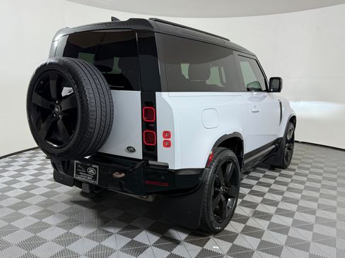 Used 2023 Land Rover Defender 90 X-Dynamic SE AWD/4WD image 9