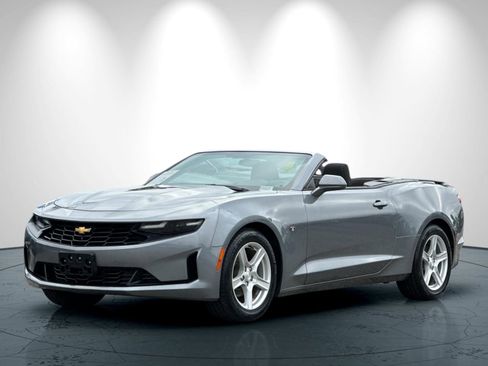 Used 2020 Chevrolet Camaro LT image 8