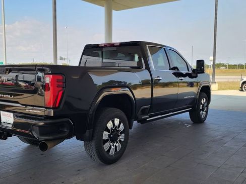 Used 2024 GMC Sierra 3500 Denali w/ Denali Reserve Package image 6